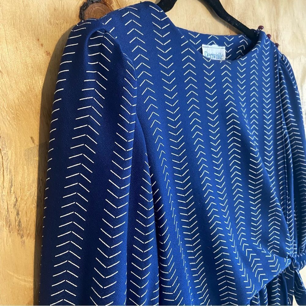 Vintage Periwinkle 80s Geometric Arrow Print Blue Puff Sleeve Dress Sz 10 - Picture 4 of 11